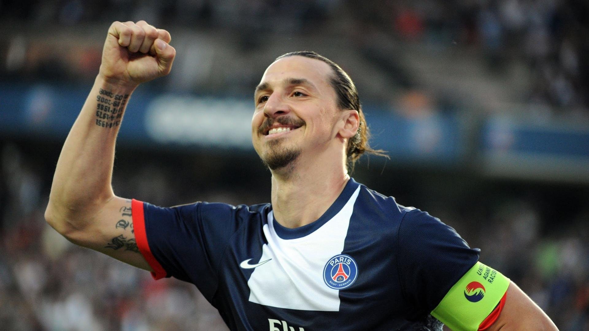 高密度聚乙烯冰球场围栏确保运动员安全，提升比赛体验