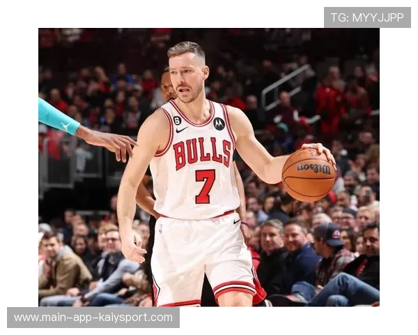 令人心碎！效力10年！总决赛中锋被狂嘘，总决赛十佳球