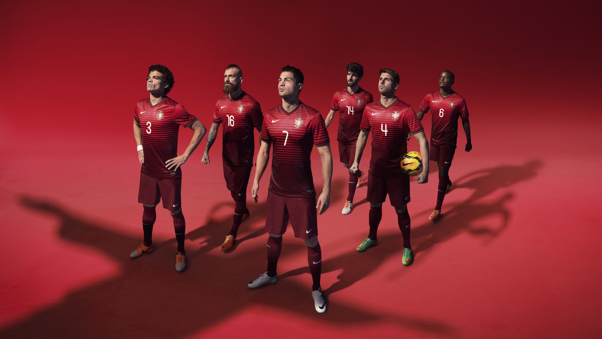 开云娱乐-18岁票王+涅槃王者领衔！FIFPRO年度最佳11人揭晓，技术流统治足坛